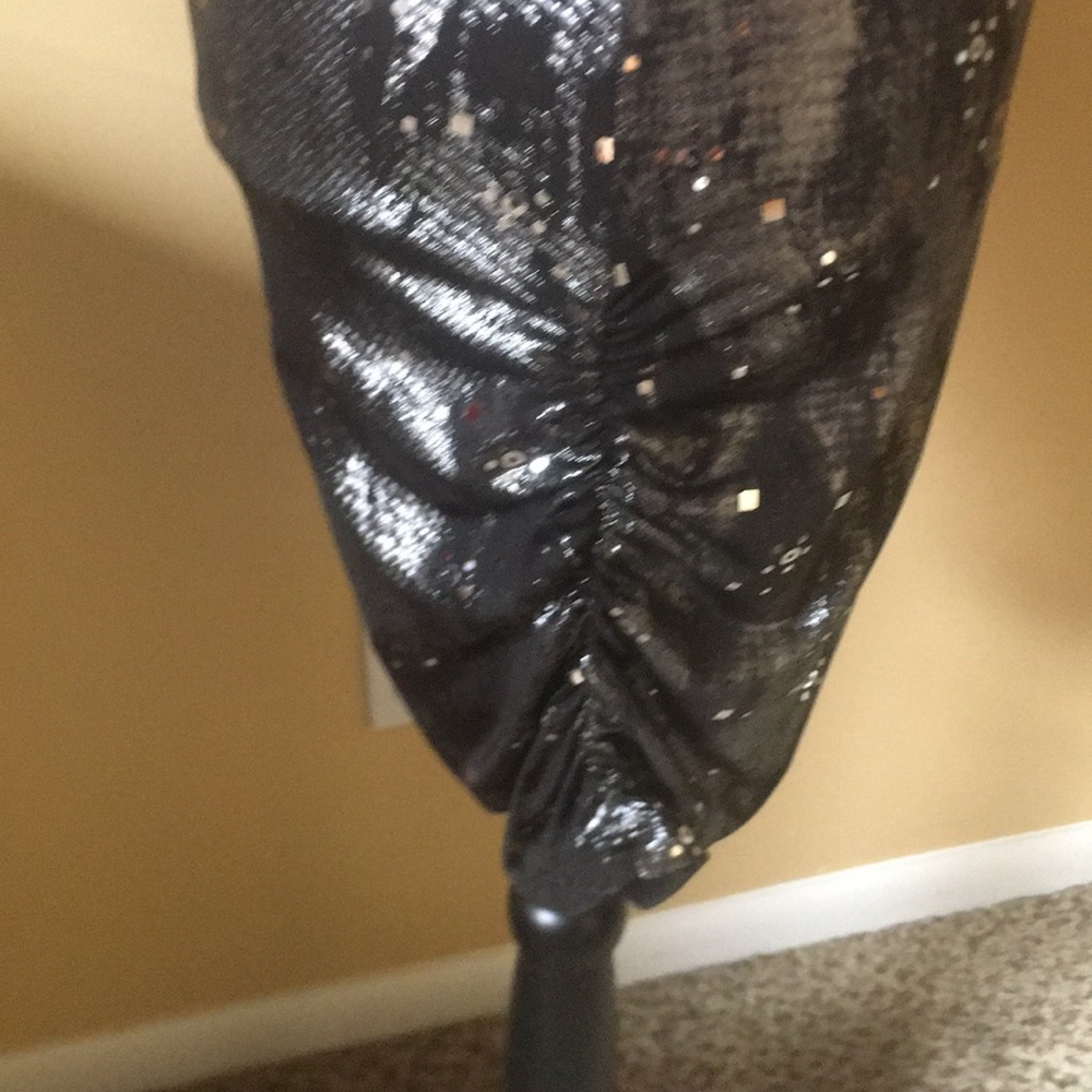 Shimmery black/silver cocktail dress - Picture 4 of 4